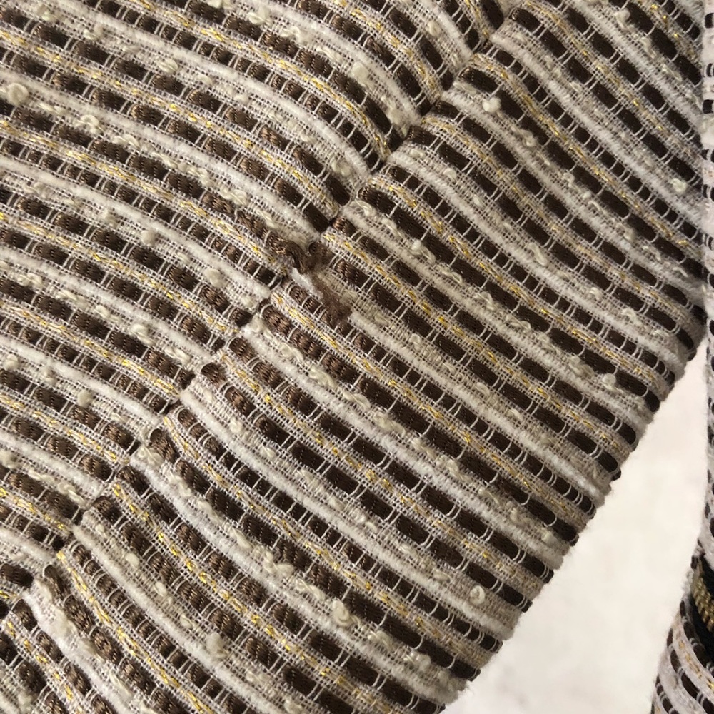 Gold Threaded Blazer - Picture 3 of 4